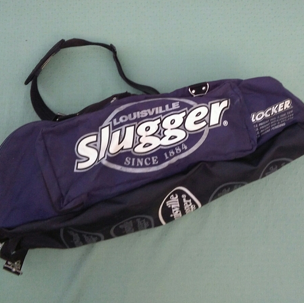 Louisville Slugger Carrier